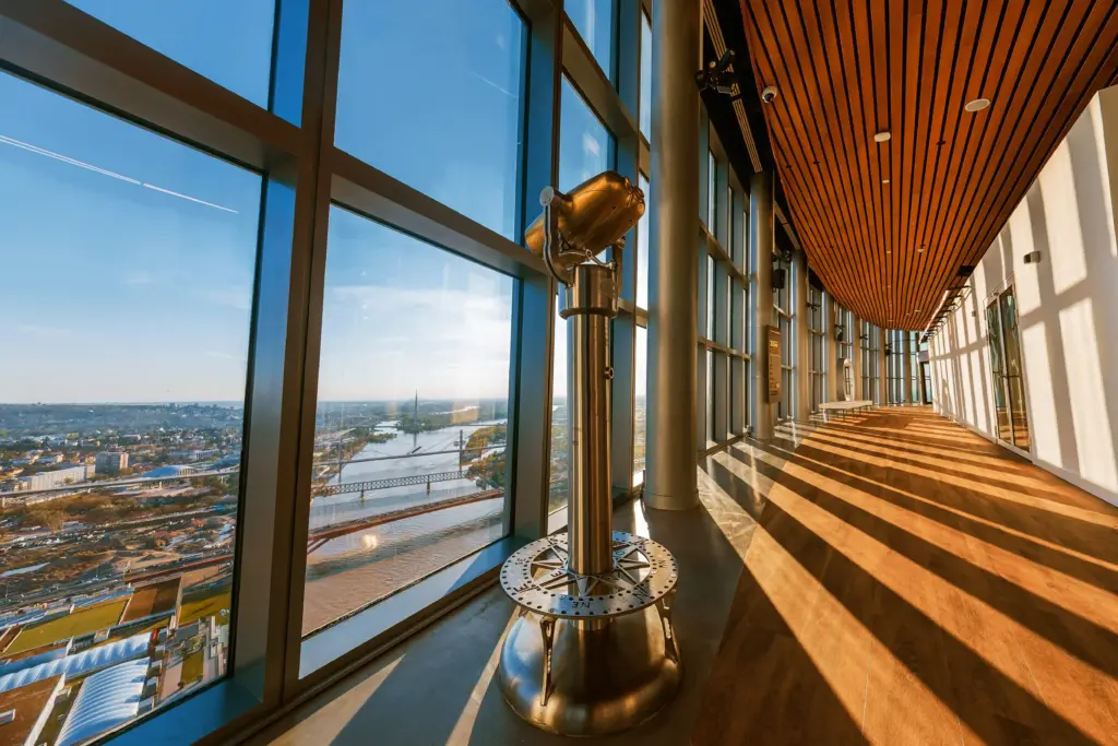 Otkrijte Belgrade 360 Deck, novi vidikovac na vrhu Kule Beograd